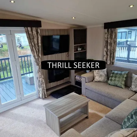 Thrillseeker - Next To Fantasy Island, Ingoldmells Skegness Exterior foto